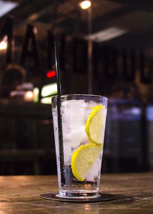 Gim tônica do Mandíbula - Divulgação - Divulgação