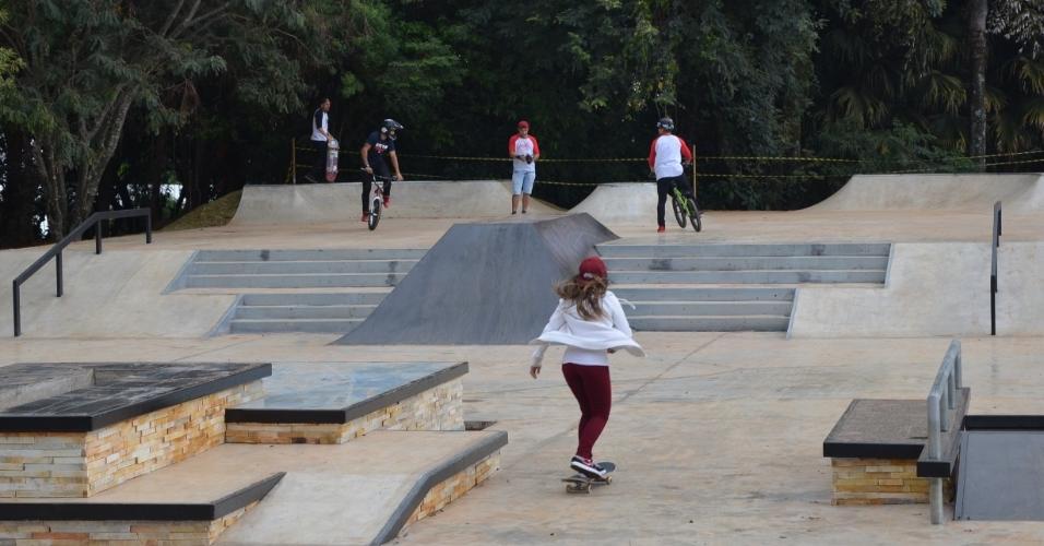 Oito lugares para andar de skate, patins e bike em São Paulo