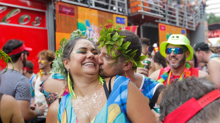 Foliões no Bloco Bangalafumenga em SP