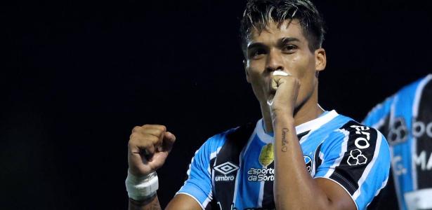Grêmio empresta Matías Arezo ao Peñarol até o final de 2025.
