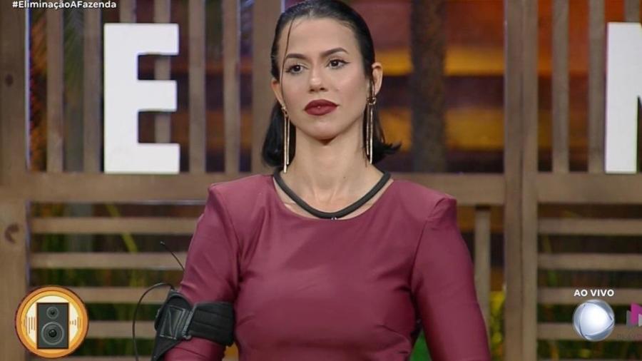 A Fazenda 16: Larissa na noite da segunda roça - Reprodução/PlayPlus