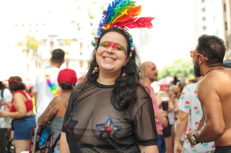 Aline Freitas celebrou a possibilidade de usar o tapa-mamilo no bloco Pagu