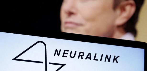 O que são e o que podem fazer os chips cerebrais da empresa de Elon Musk