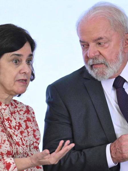 Ministra da Saúde, Nísia Trindade, e o presidente Lula