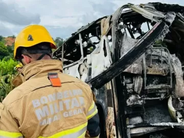 Corpos de vítimas de acidente na BR-116 estão no IML de Belo Horizonte