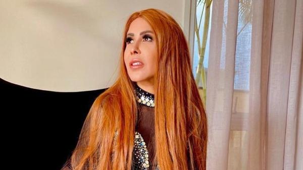 Joelma ficou ruiva para a gravação de seu novo clipe