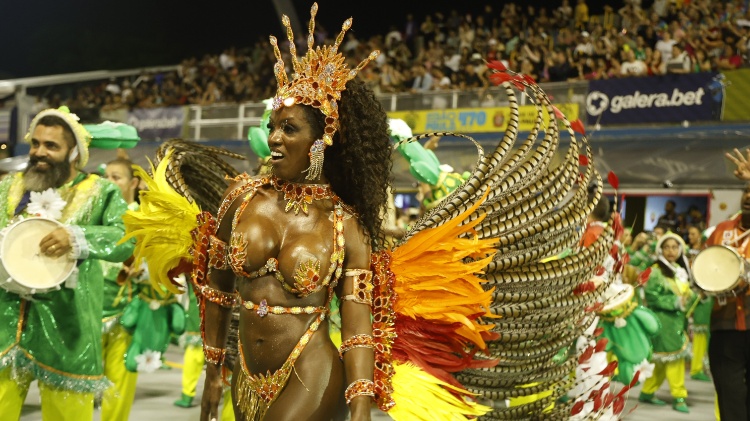 Valéria de Paula, da X-9 Paulistana, no Desfile das Campeãs do Carnaval de São Paulo de 2024