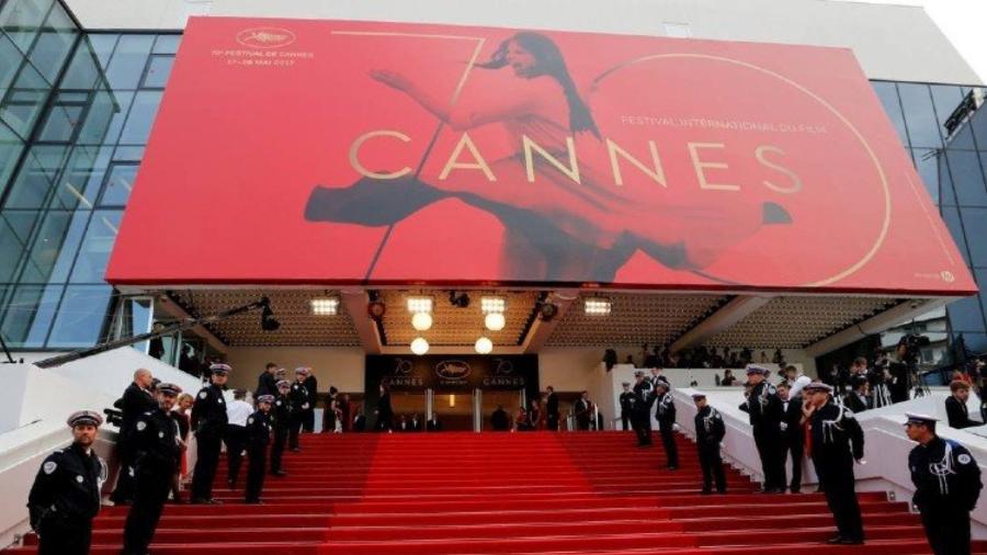 Tapete vermelho na 75ª edição do Festival de Cinema de Cannes Tapete vermelho na 75ª edição do Festival de Cinema de Cannes