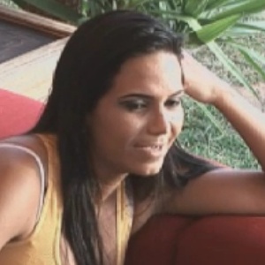Shayene Cesário fala sobre traição que sofreu para Léo Áquilla e Nicole Bahls (2/6/12)