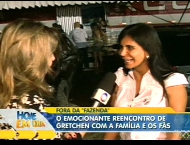 Record acompanha volta de Gretchen a Pernambuco (13/7/12)
