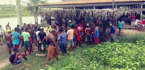 Cimi (Conselho Indigenista Missionário) Cimi (Conselho Indigenista Missionário)