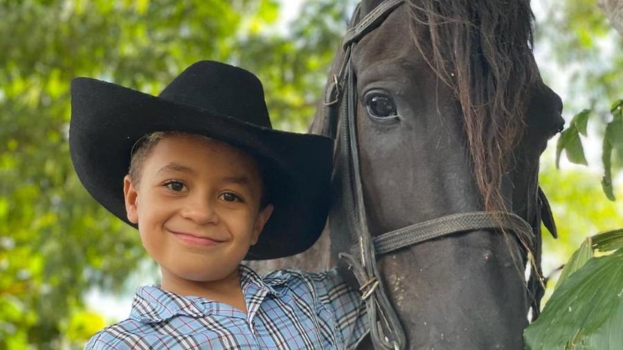 Influenciador mirim Isaac Amendoim de 9 anos será  Chico Bento em filme da Turma da Monica